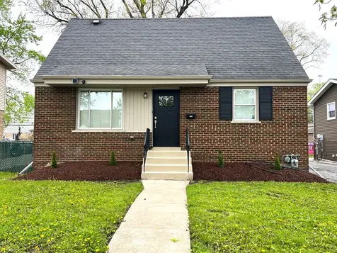 17524 Walter Street Lansing IL 60438
