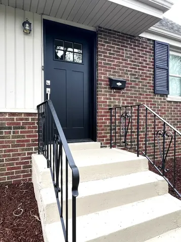 17524 Walter Street Lansing IL 60438