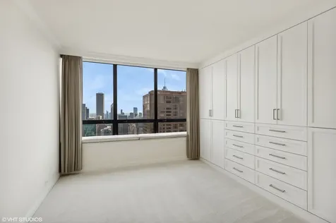 180 East Pearson Street Chicago IL 60611