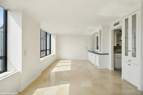 180 East Pearson Street Chicago IL 60611