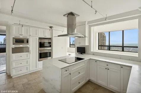 180 East Pearson Street Chicago IL 60611