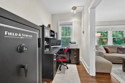 5515 North Winthrop Avenue Chicago IL 60640