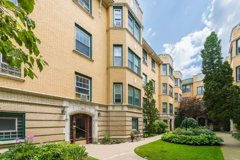5515 North Winthrop Avenue Chicago IL 60640