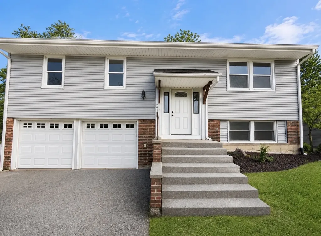 7931 West Laurel Drive Frankfort IL 60423