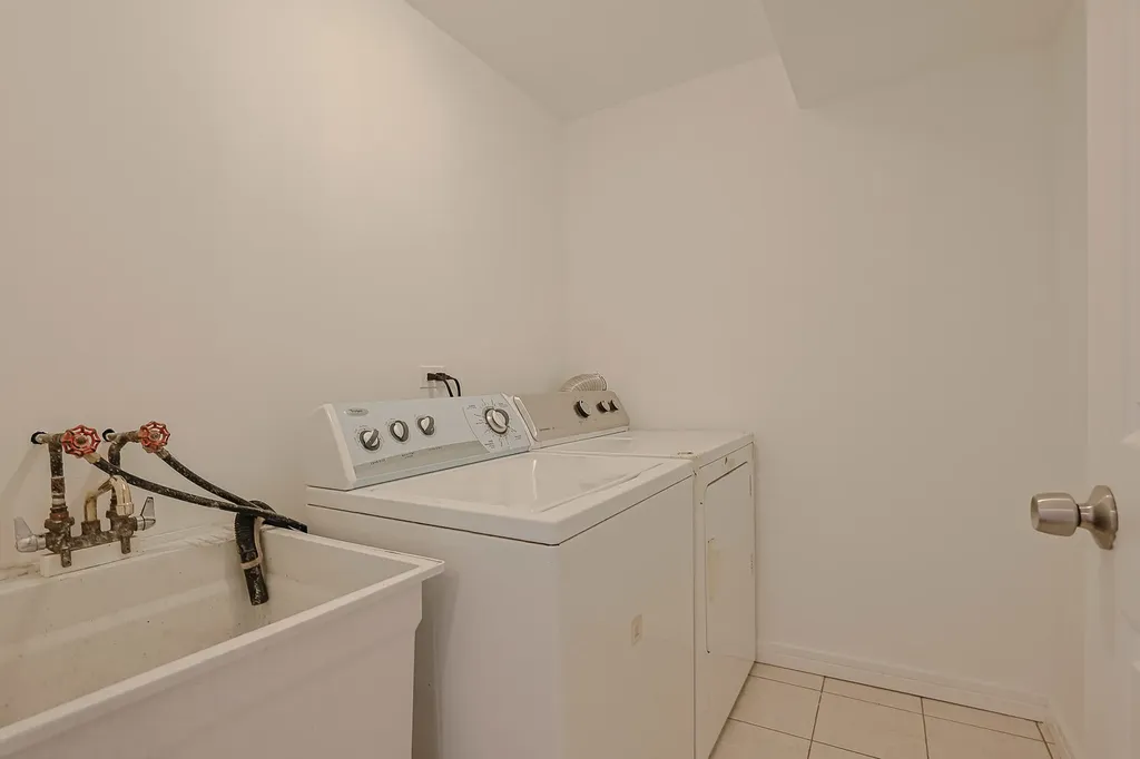 1213 Hawkins Avenue Downers Grove IL 60516