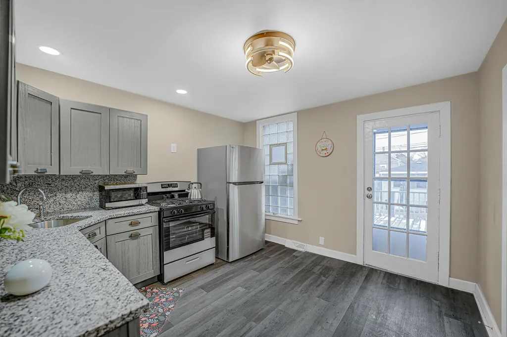 3749 South Union Avenue Chicago IL 60609