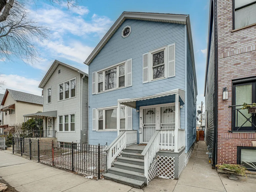 3749 South Union Avenue Chicago IL 60609