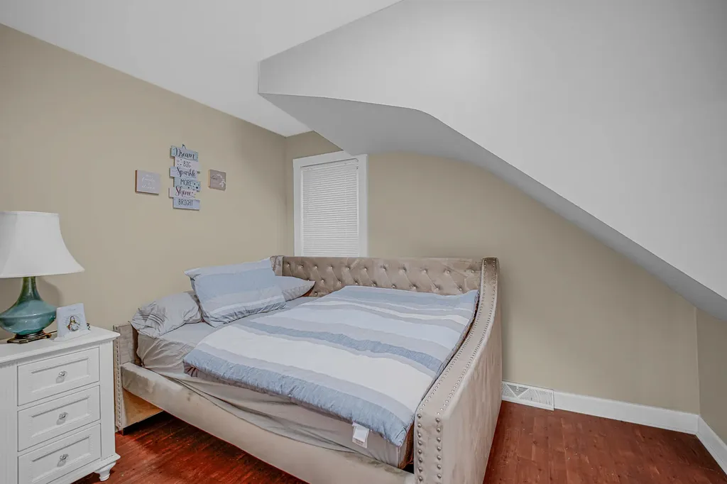 3749 South Union Avenue Chicago IL 60609