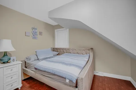 3749 South Union Avenue Chicago IL 60609