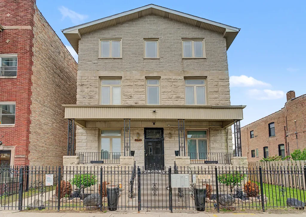 6540 South Maryland Avenue Chicago IL 60637