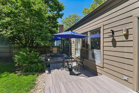 2724 Simpson Street Evanston IL 60201