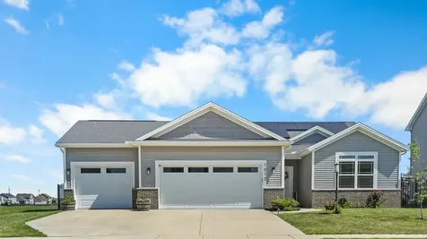1012 Declaration Drive Savoy IL 61874