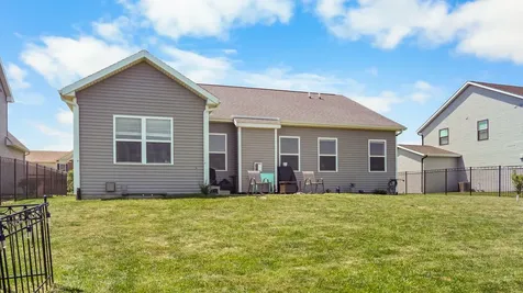 1012 Declaration Drive Savoy IL 61874