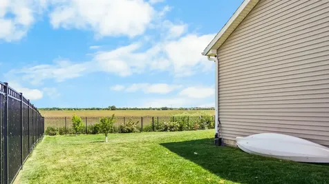 1012 Declaration Drive Savoy IL 61874