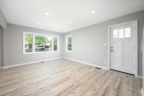 3211 George Street Franklin Park IL 60131