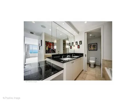 1000 North Lake Shore Plaza Chicago IL 60611
