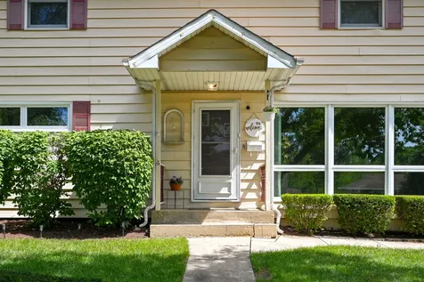 114 West Berkshire Avenue Lombard IL 60148
