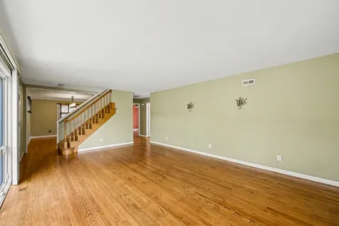 114 West Berkshire Avenue Lombard IL 60148