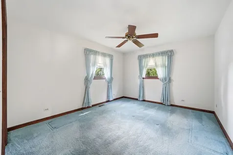 629 North Lakeview Drive Round Lake IL 60073