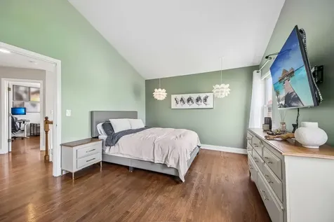1770 Penny Lane Bartlett IL 60103