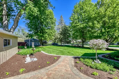 8035 Wolf Road La Grange IL 60525