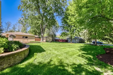 8035 Wolf Road La Grange IL 60525