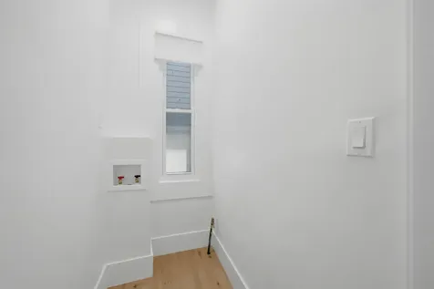 2954 North Elston Avenue Chicago IL 60618