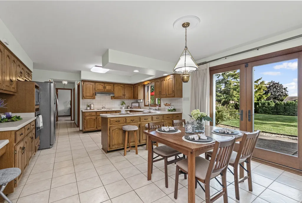 8115 Pluskota Drive Orland Park IL 60462