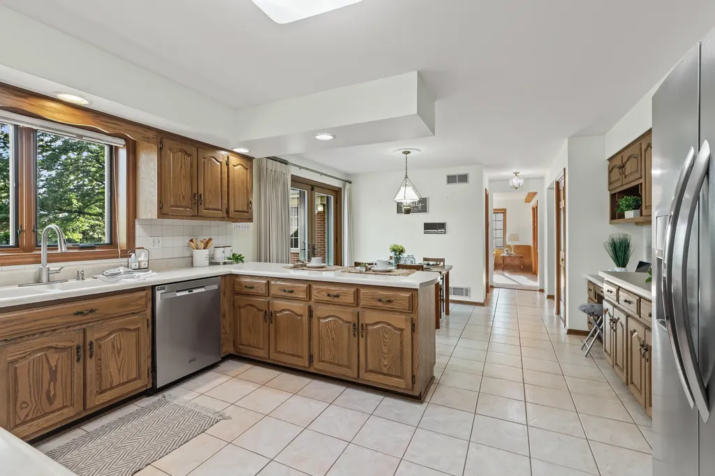 8115 Pluskota Drive Orland Park IL 60462