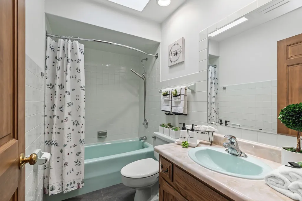 8115 Pluskota Drive Orland Park IL 60462