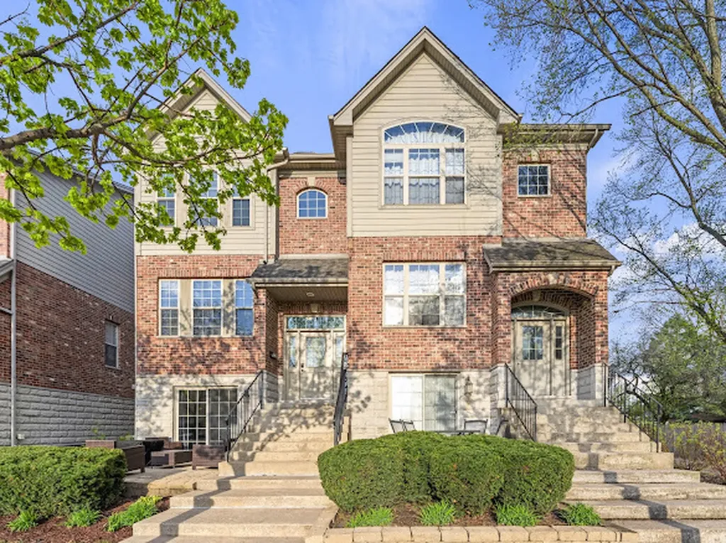 265 North Wilmette Avenue Westmont IL 60559