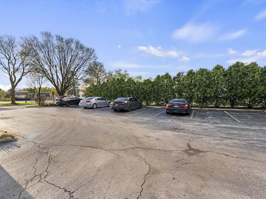 265 North Wilmette Avenue Westmont IL 60559