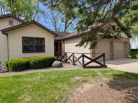 3444 Daren Drive Freeport IL 61032