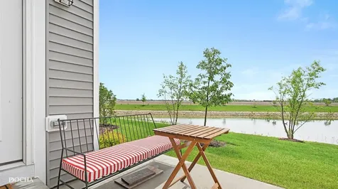2271 Ryegrass Lane Bolingbrook IL 60490