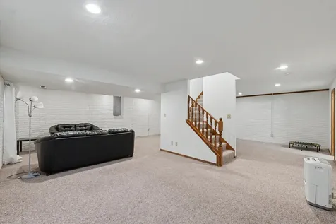 2807 Cherry Hills Drive Champaign IL 61822
