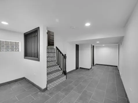 10606 South Vernon Avenue Chicago IL 60628