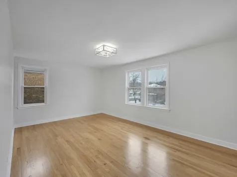 10606 South Vernon Avenue Chicago IL 60628