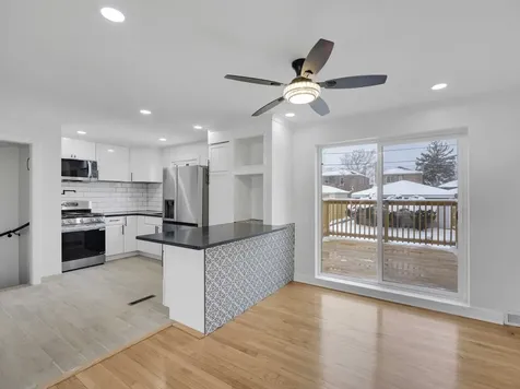 10606 South Vernon Avenue Chicago IL 60628