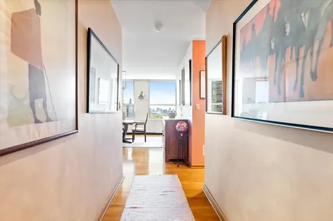 2626 North Lakeview Avenue Chicago IL 60614