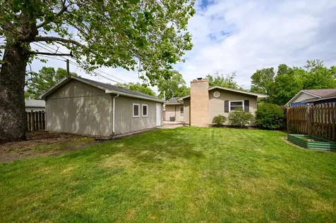 911 Lilac Lane Joliet IL 60435