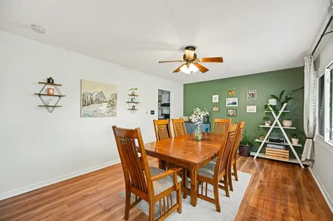 911 Lilac Lane Joliet IL 60435