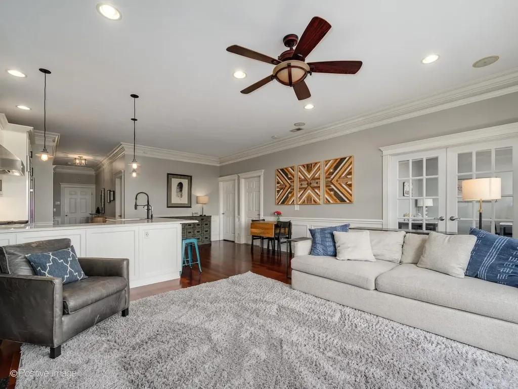 2222 West Belmont Avenue Chicago IL 60618