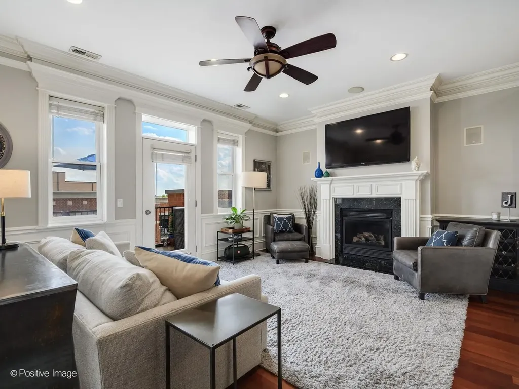 2222 West Belmont Avenue Chicago IL 60618