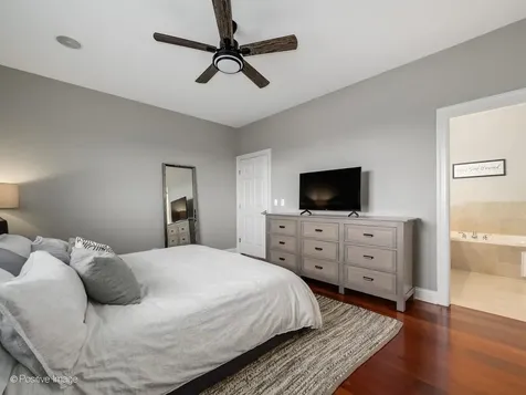 2222 West Belmont Avenue Chicago IL 60618