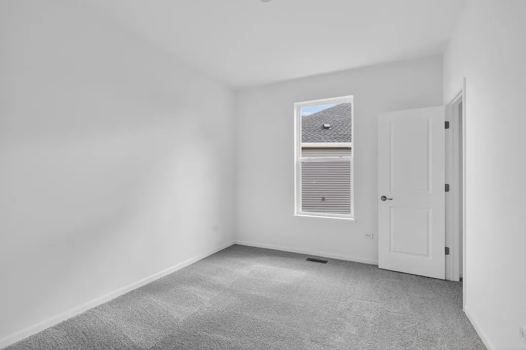 369 Cottrell Lane Aurora IL 60506