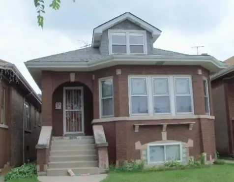 5225 West Schubert Avenue Chicago IL 60639