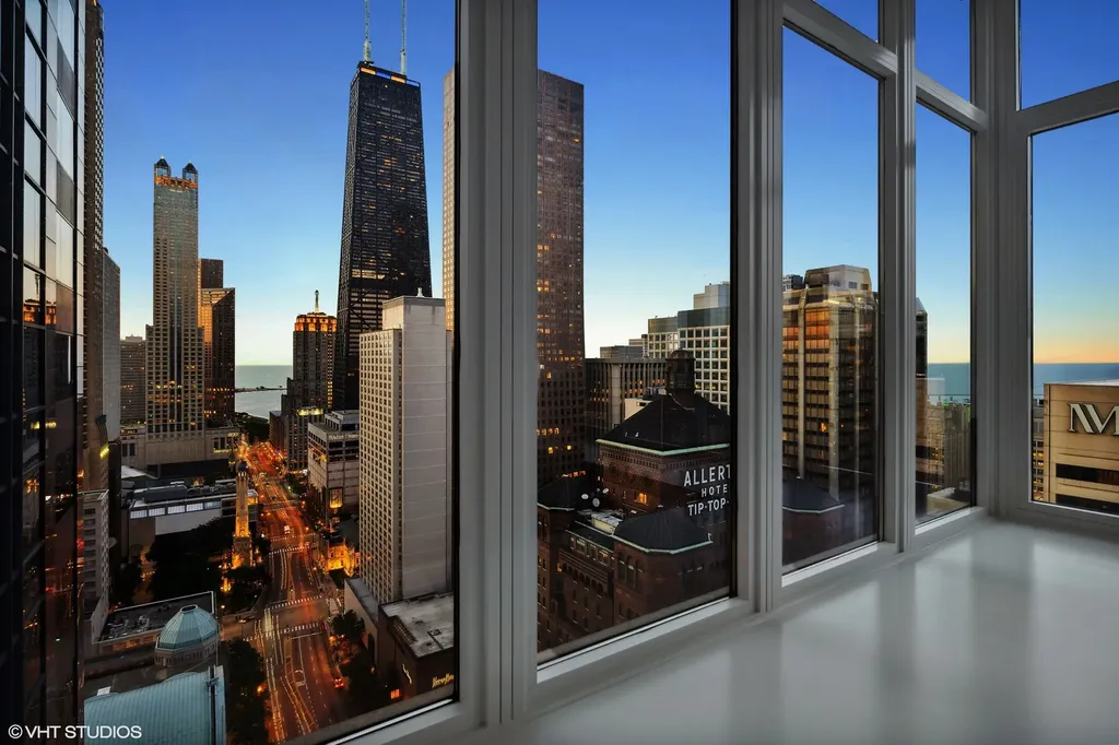 118 East Erie Street Chicago IL 60611