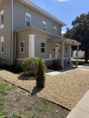 704 Locust Street Sterling IL 61081