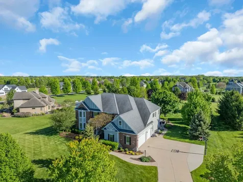 43W707 North Sunset Views Drive St. Charles IL 60175