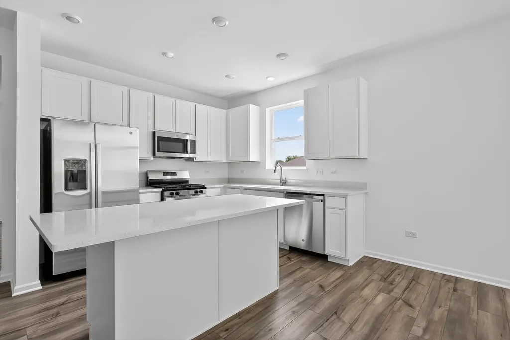 2029 Kenilworth Place Aurora IL 60506